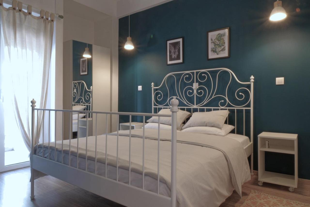 You & Me Cozy Apartments By Zain Atenas Exterior foto